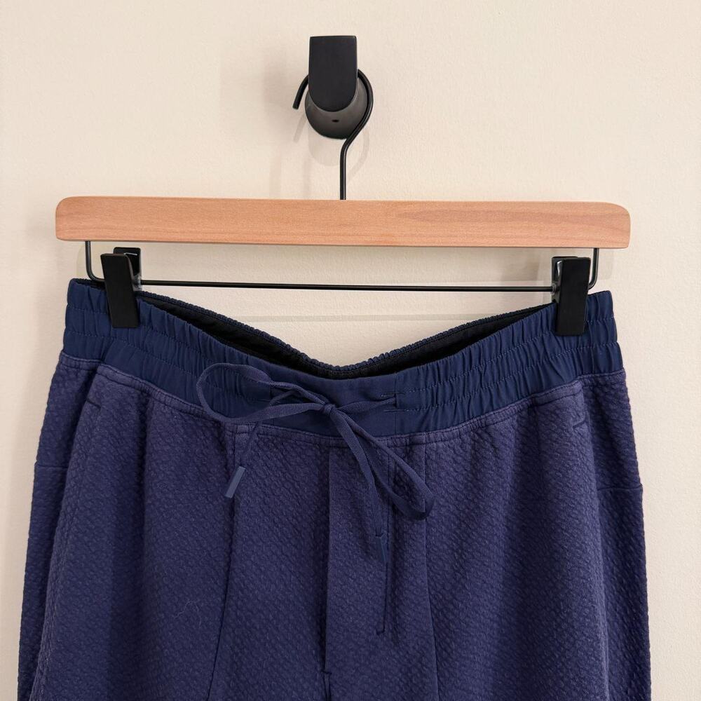 men's "Night Sea" dark blue LULULEMON at ease joggers [M]